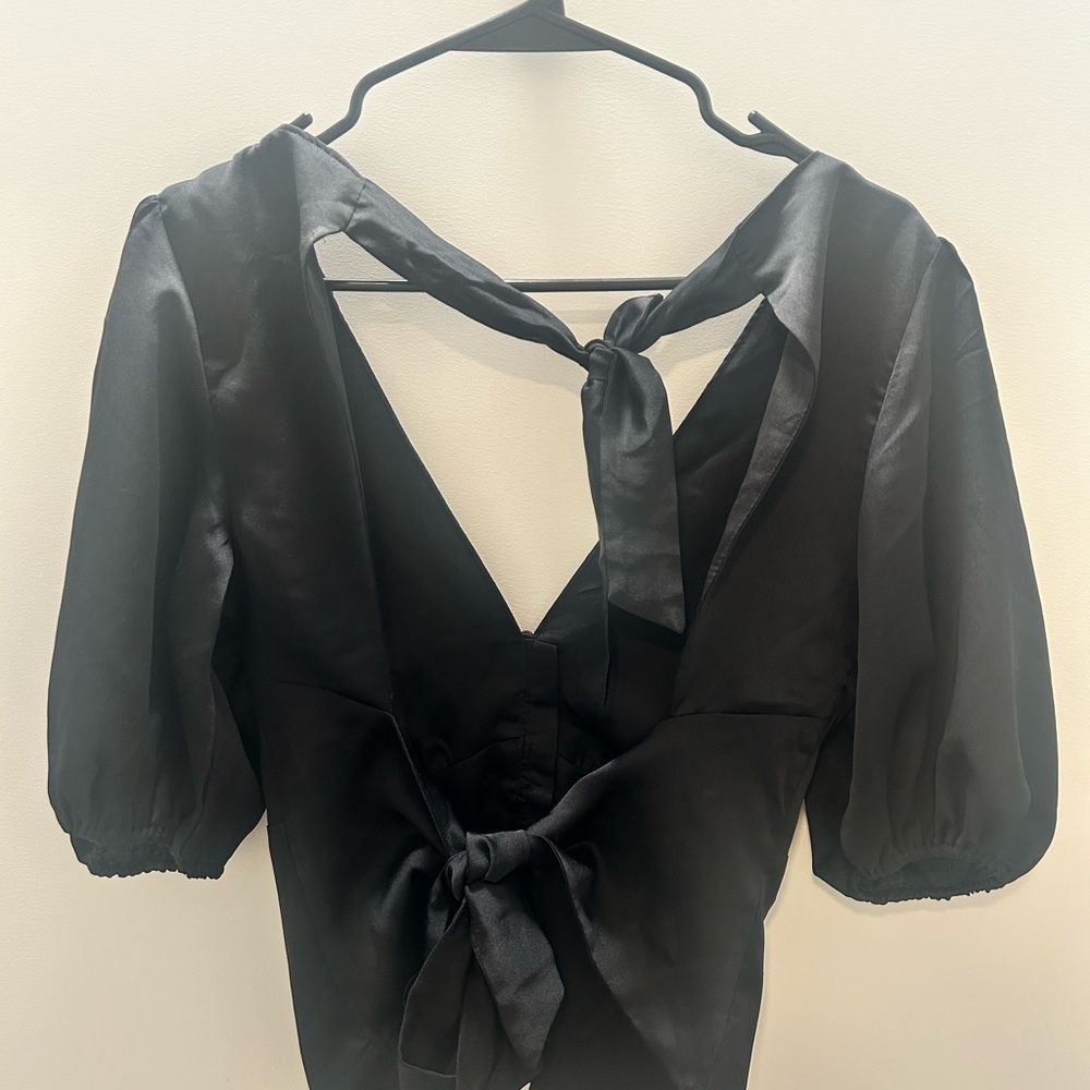A&F Black Satin Puff Sleeve Blouse - Picture 5 of 6